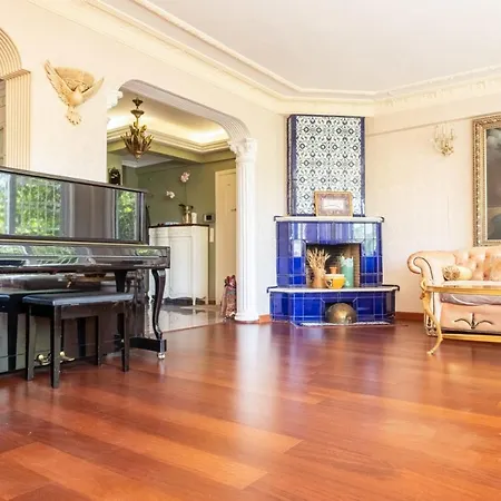Villa Luxurious With Bosphorus View In Cengelkoy *