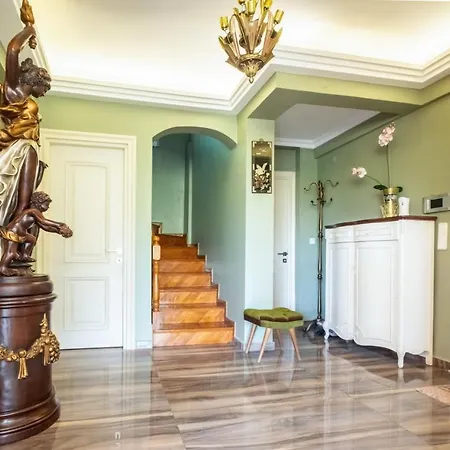 Luxurious With Bosphorus View In Cengelkoy Villa Estambul