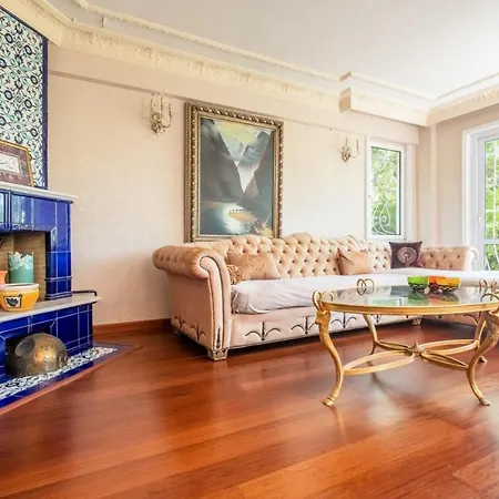 Luxurious With Bosphorus View In Cengelkoy