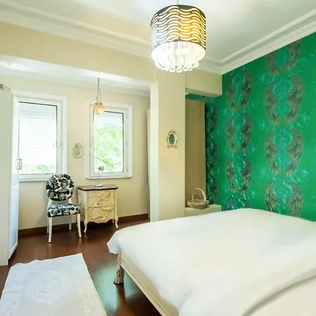 Luxurious With Bosphorus View In Cengelkoy Villa