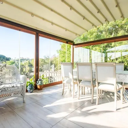 Luxurious With Bosphorus View In Cengelkoy Villa