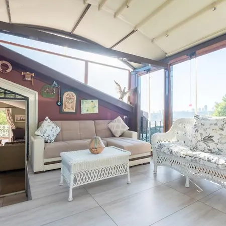 Luxurious With Bosphorus View In Cengelkoy *