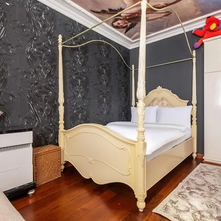 Luxurious With Bosphorus View In Cengelkoy Estambul