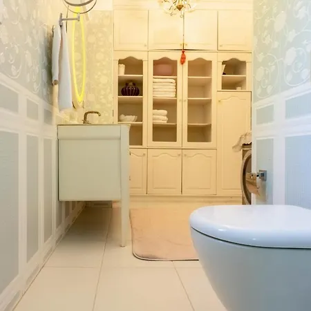 Luxurious With Bosphorus View In Cengelkoy * Estambul